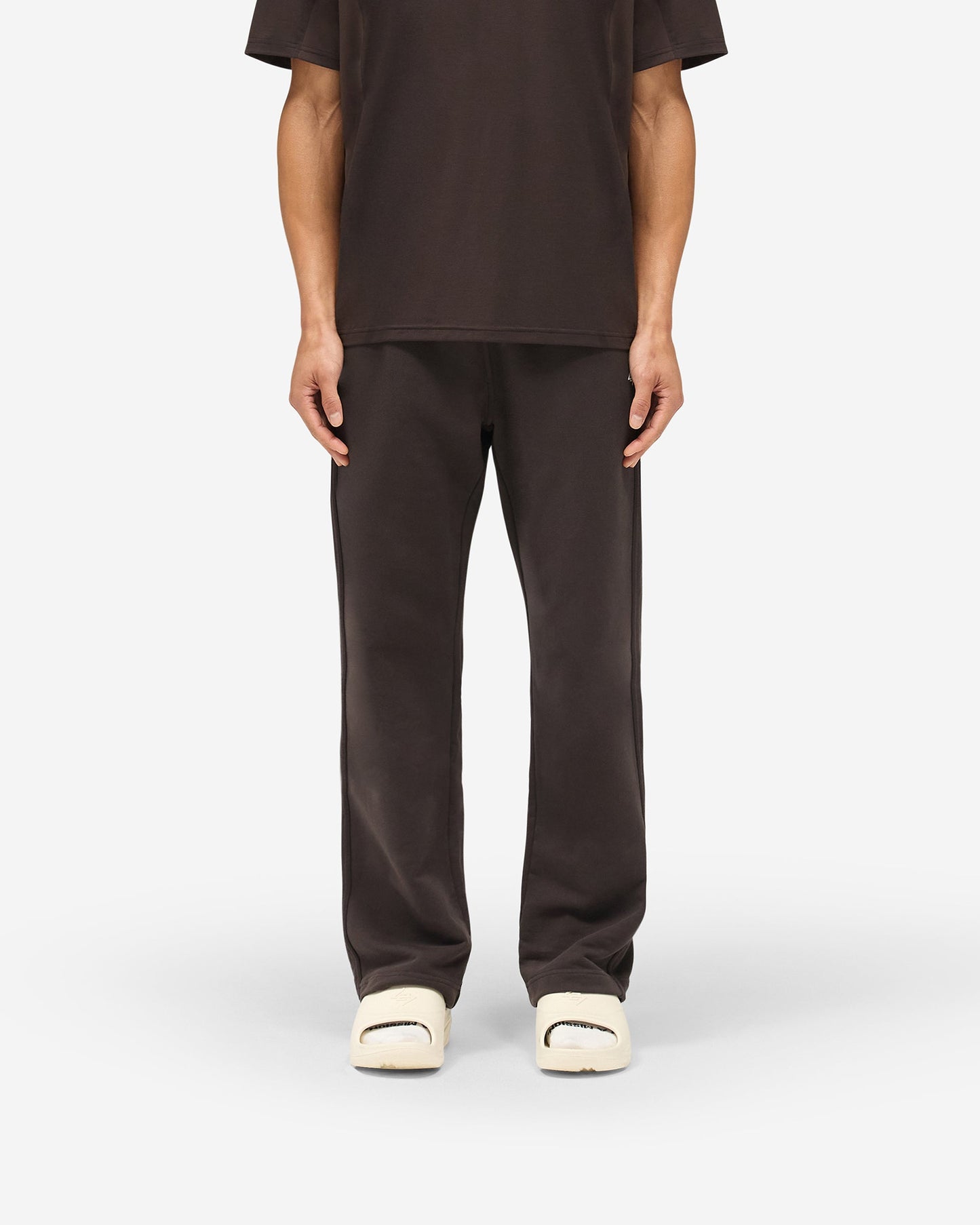 247 Straight Leg Jogger - Chocolate