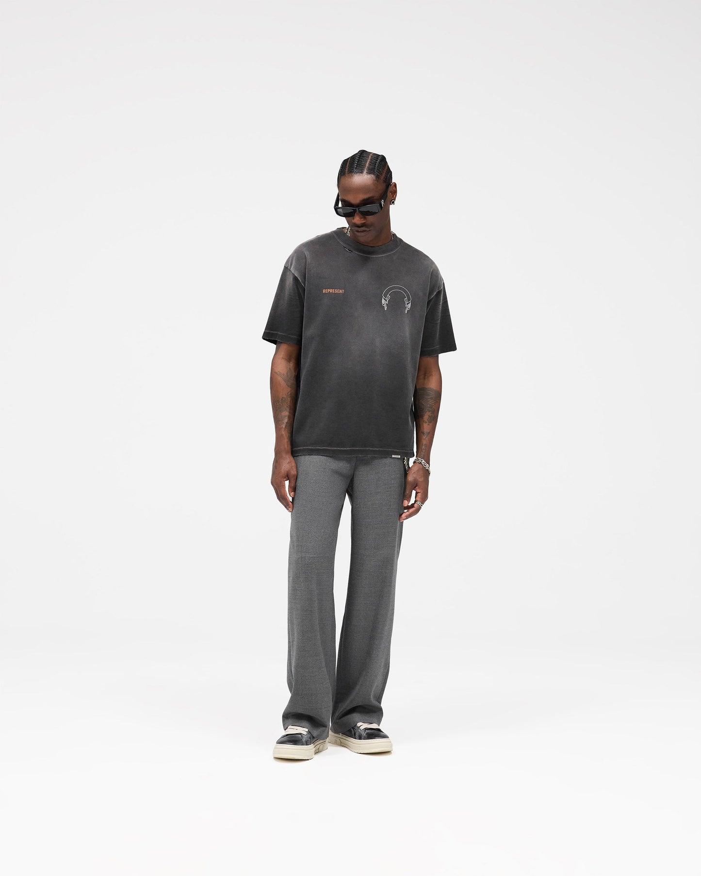 Represent Banner T-Shirt - Stained Black