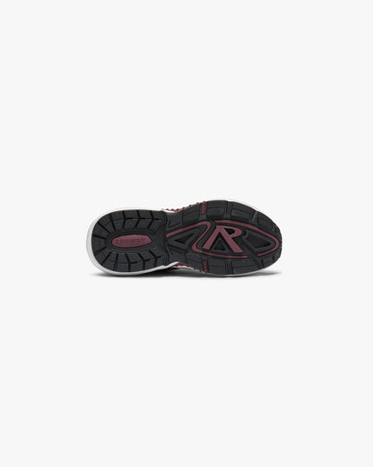 Storm Runner Distressed - Maroon