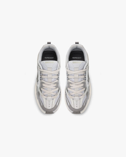 Storm Runner - Ultimate Grey